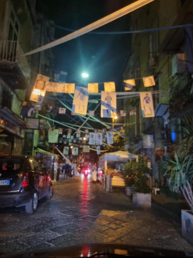 La Casa Di Zia Raf Apartment Napoli Bagian luar foto