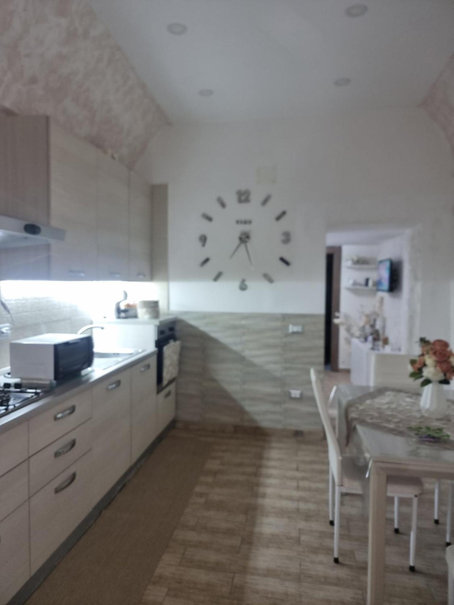 La Casa Di Zia Raf Apartment Napoli Bagian luar foto